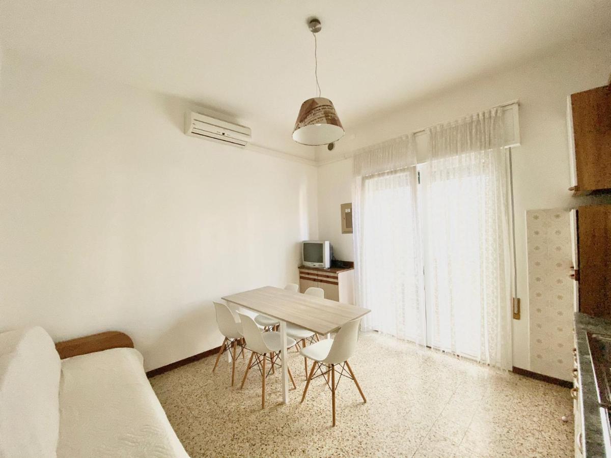 Euroresidence - Piazza Mazzini- 30 Mt Dal Mare - Immobil Relax Lido di Jesolo Eksteriør billede